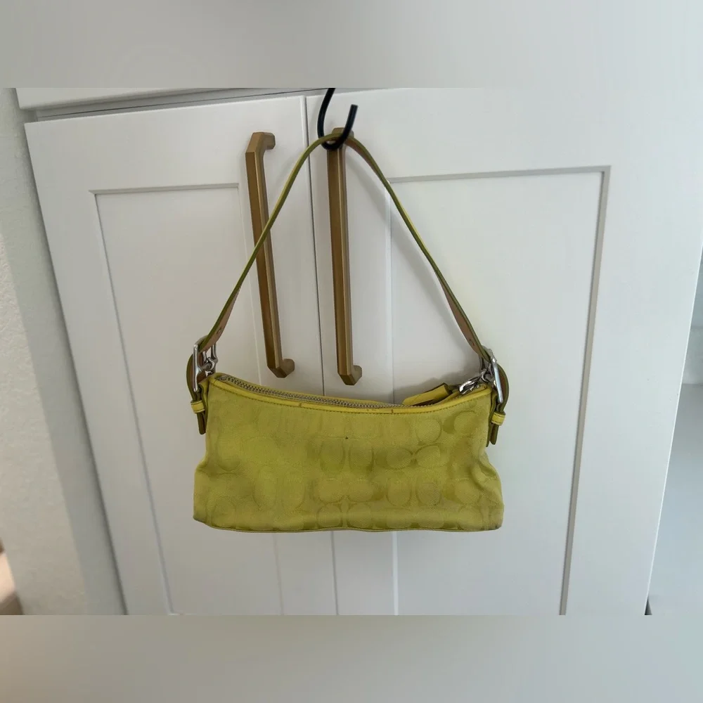 Rare Vintage Y2K Coach Neon Yellow Green Baguette Shoulder Bag - Picture 4 of 8